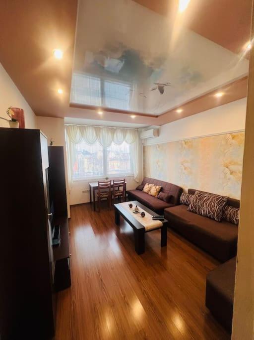 1bd Near Lions' Bridge + Desk Appartement